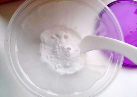 soda bikarbona za liječenje gljivica na noktima